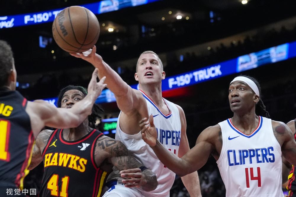 中场依靠德 中场依靠德